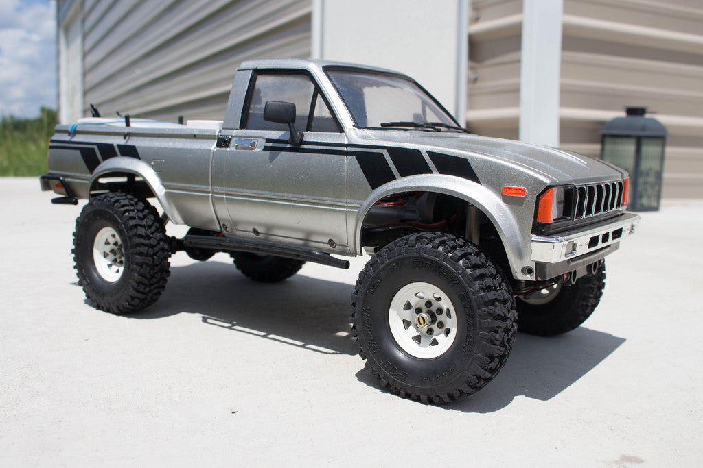 thumbnail image 2 of Pit Bull Rock Beast 1.55 Scale Tires - Alien Kompound With Foam Inserts For RC Crawlers 2 of 13
