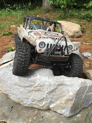 PB9011NK - PITBULL - 1.9 ROCK BEAST XL SCALE RC TIRES (ALIEN KOMPOUND) W/FOAM - 2pcs